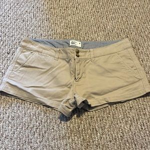 American Eagle Tan shorts